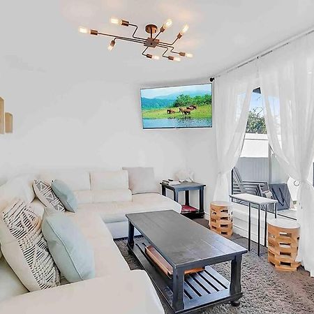 2 Bedroom Getaway On The River/Close To Marina Belle River Zewnętrze zdjęcie